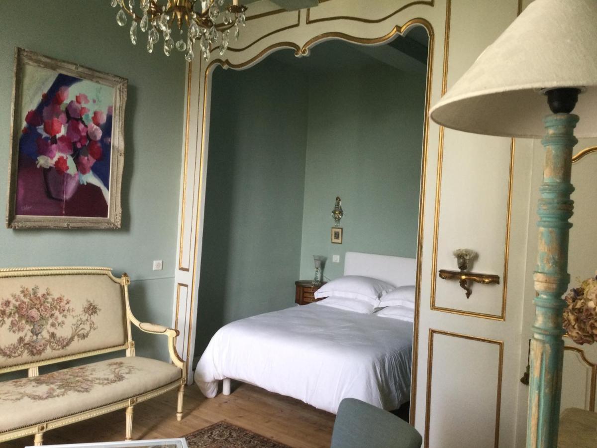 L'Orangerie Du General Bed and Breakfast Saint-Jean-dʼAngély Exteriör bild